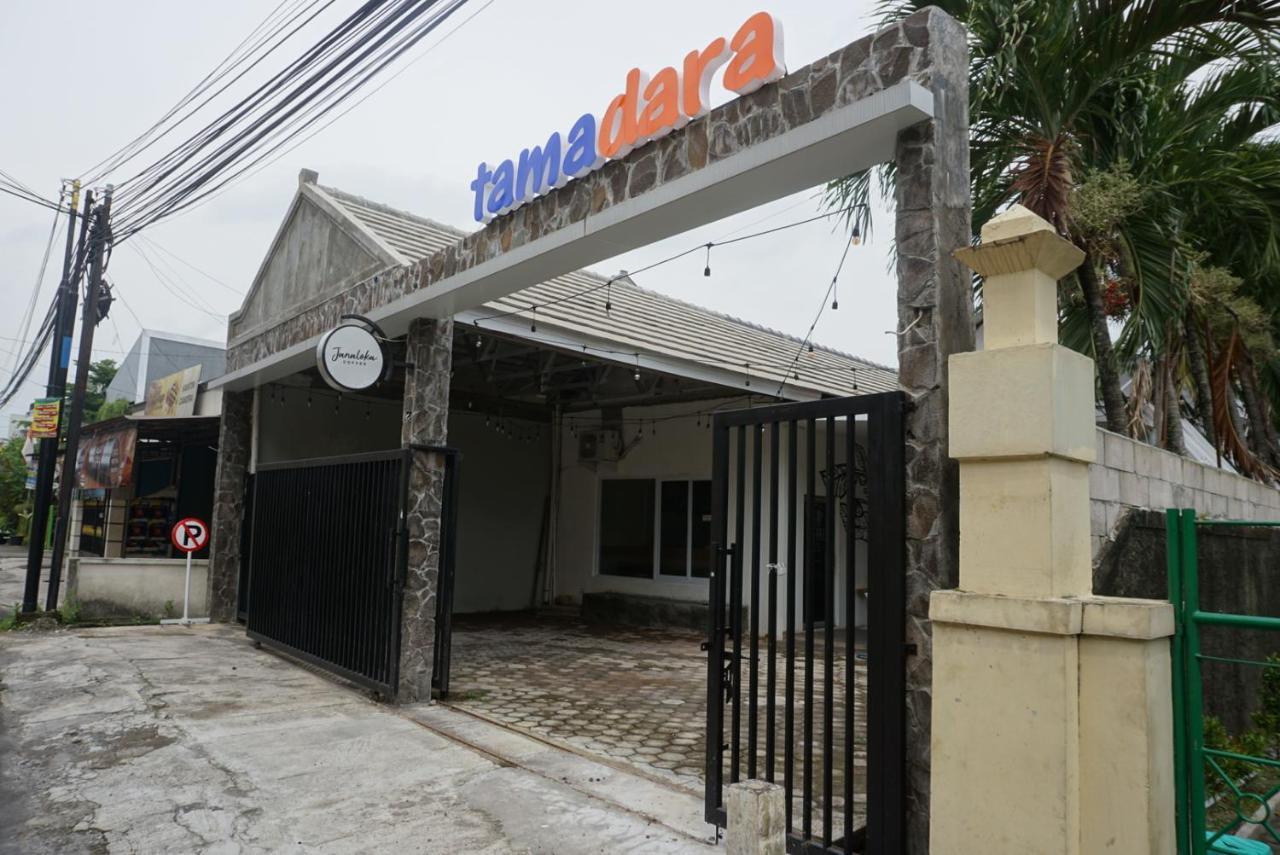 Tamadara Guesthouse Jogja Maguwo Dış mekan fotoğraf